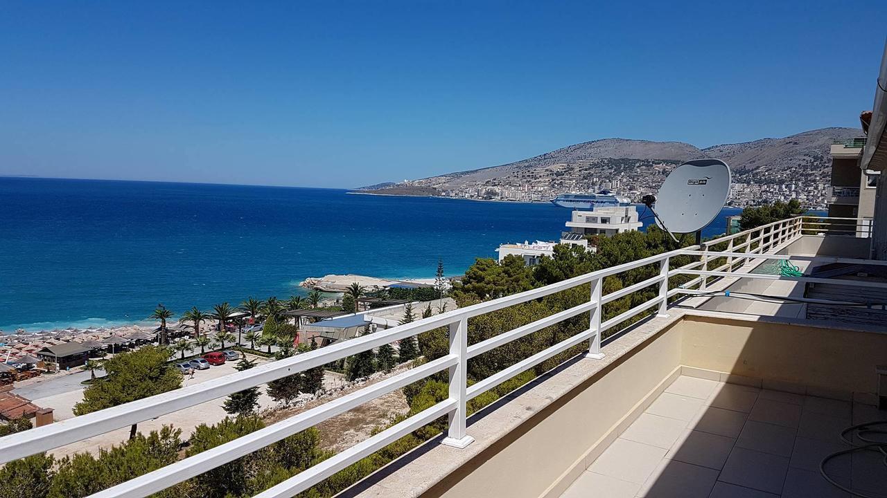 Sea Front Penthouse Apartment Sarande Bagian luar foto